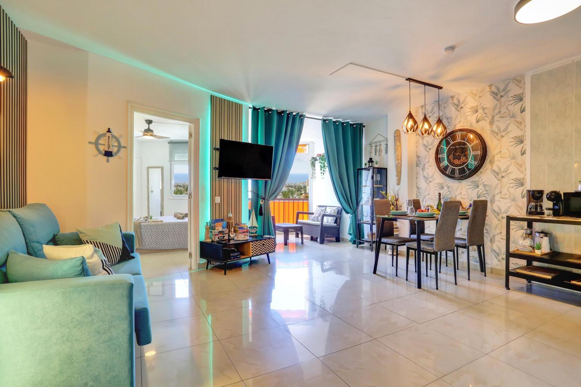 Luxory Dreamy Sunset, Seafront, Direct Access To The Promenade,Wifi,Pool,Free Parking Apartment Los Cristianos  Exterior photo